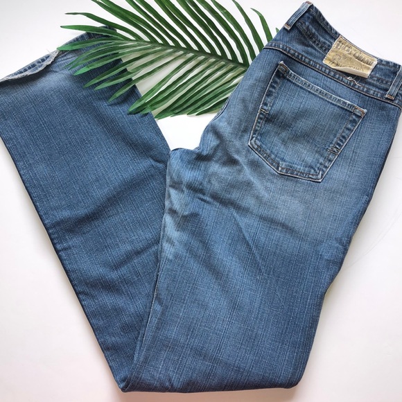 wonderfit mid wash denim skinny jeans